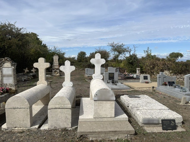 Aérogommage de monuments funéraires - Souvenir Fleuri